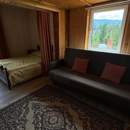 Gazdіvska Hata Guest House Яремча Экстерьер фото