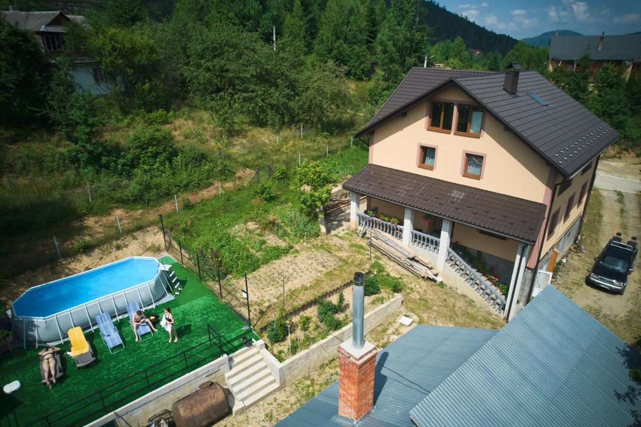 Gazdіvska Hata Guest House Яремча Экстерьер фото